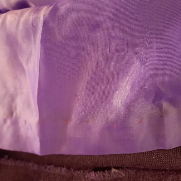 100% Polyeser Fully Lined Skirt - Picture 3 of 3